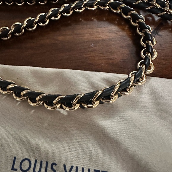 Louis Vuitton Gold and Black Braided Chain-Like New - Picture 5 of 6